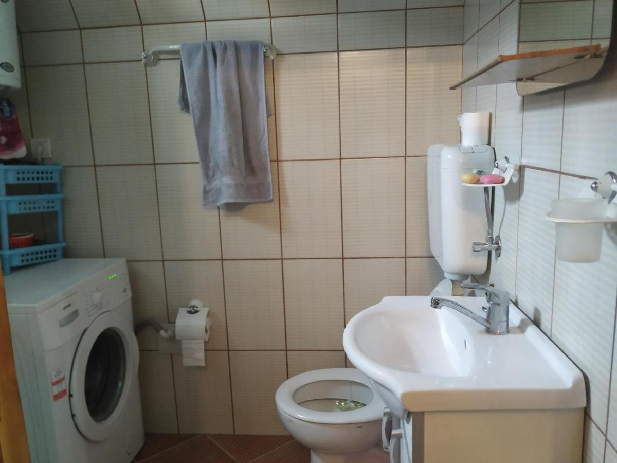 Romantika Savnik Exteriör bild